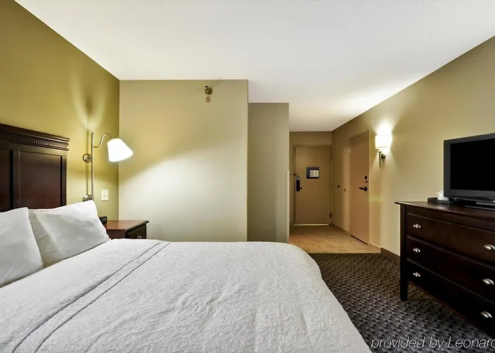 Wingate By Wyndham Charleston Coliseum 3*