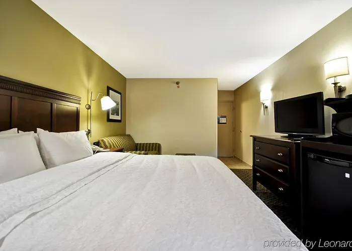 Wingate By Wyndham Charleston Coliseum 3*